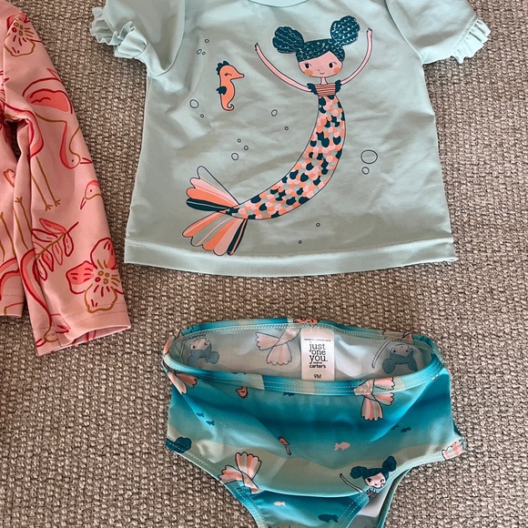Carter’s 9 month old swim suit/rash guard - Picture 2 of 8